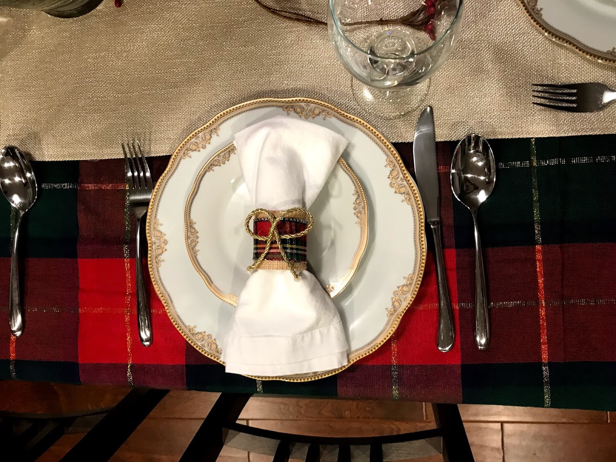 Winter Table arrangement